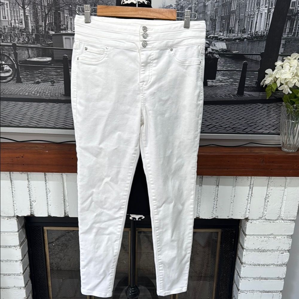 Celebrity pink women’s high-rise skinny Jeans ankle size 7/28 Stretch White